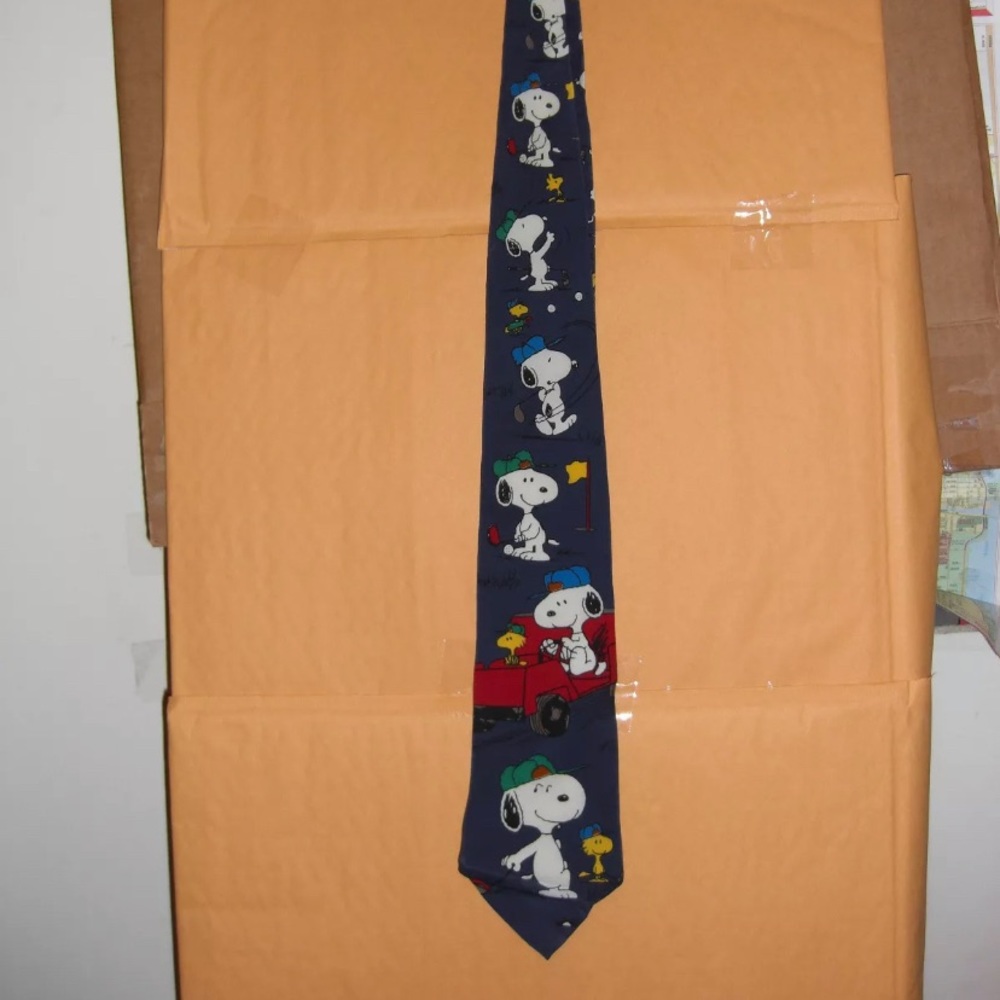 1965 Snoopy Peanuts Golf Tie Vintage